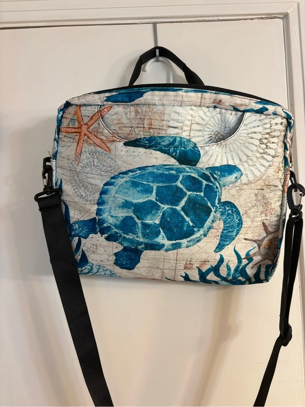 Blue Turtle Print Laptop Bag - Women